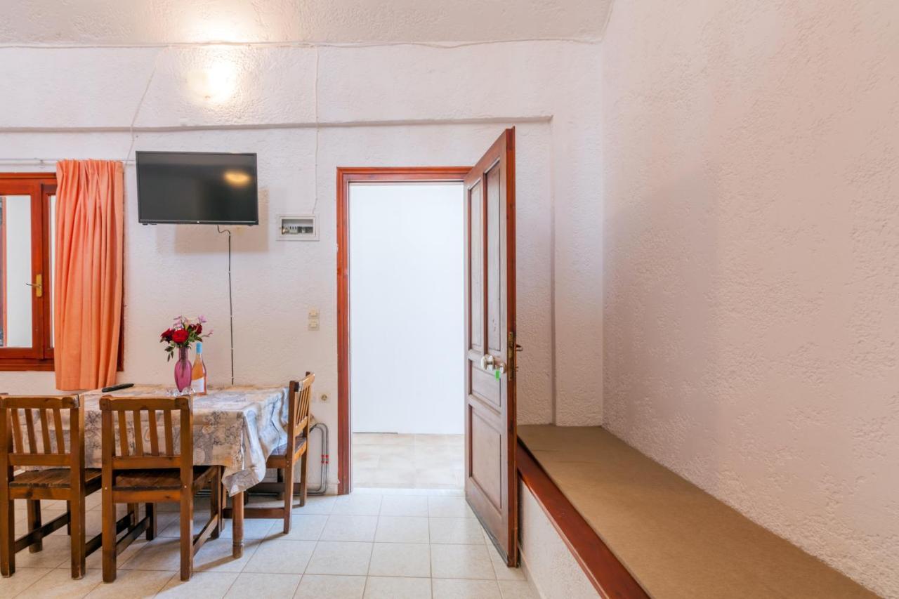Anatoli Lygaria Apartments On The Beach Ligaria  Exterior photo